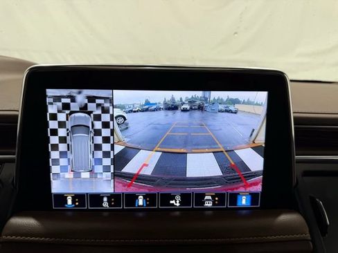Used 2021 Chevrolet Suburban High Country w/ Premium Package AWD/4WD image 42