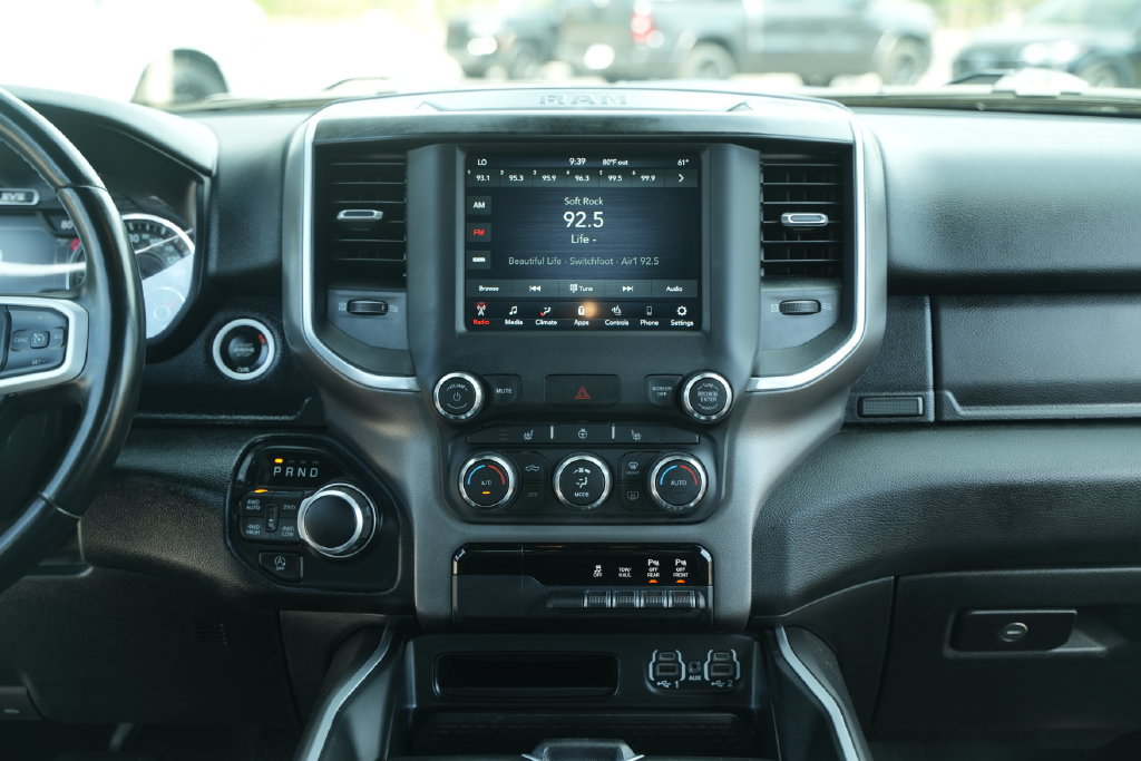 Used 2021 RAM 1500 Big Horn AWD/4WD image 30