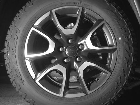 Used 2025 Jeep Compass Trailhawk AWD/4WD image 15