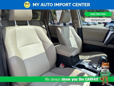 Used 2018 Toyota 4Runner SR5 Premium AWD/4WD image 28