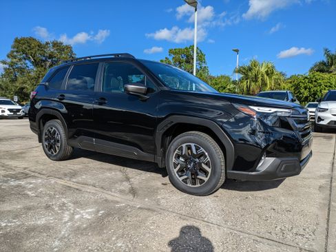 New 2025 Subaru Forester Premium image 2