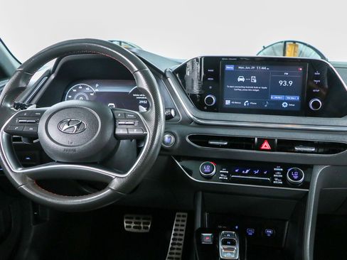 Used 2021 Hyundai Sonata SEL Plus FWD image 17