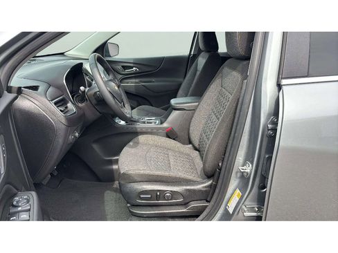 Used 2024 Chevrolet Equinox LT image 10