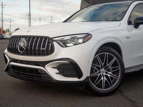 New 2025 Mercedes-Benz GLC 63 AMG S image 12