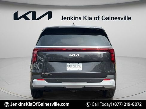 New 2026 Kia Carnival FWD image 4