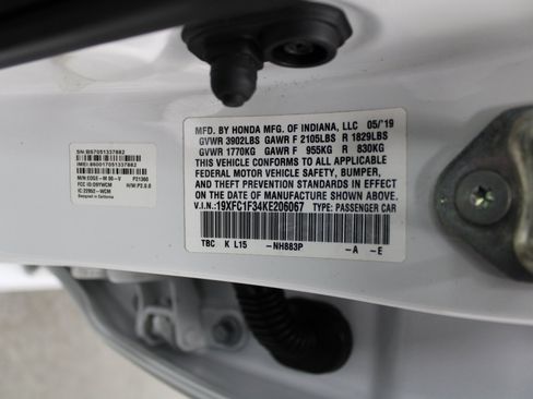 Used 2019 Honda Civic EX image 45