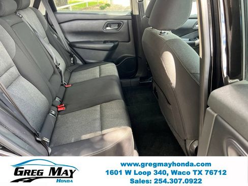 Used 2024 Nissan Rogue SV FWD image 14
