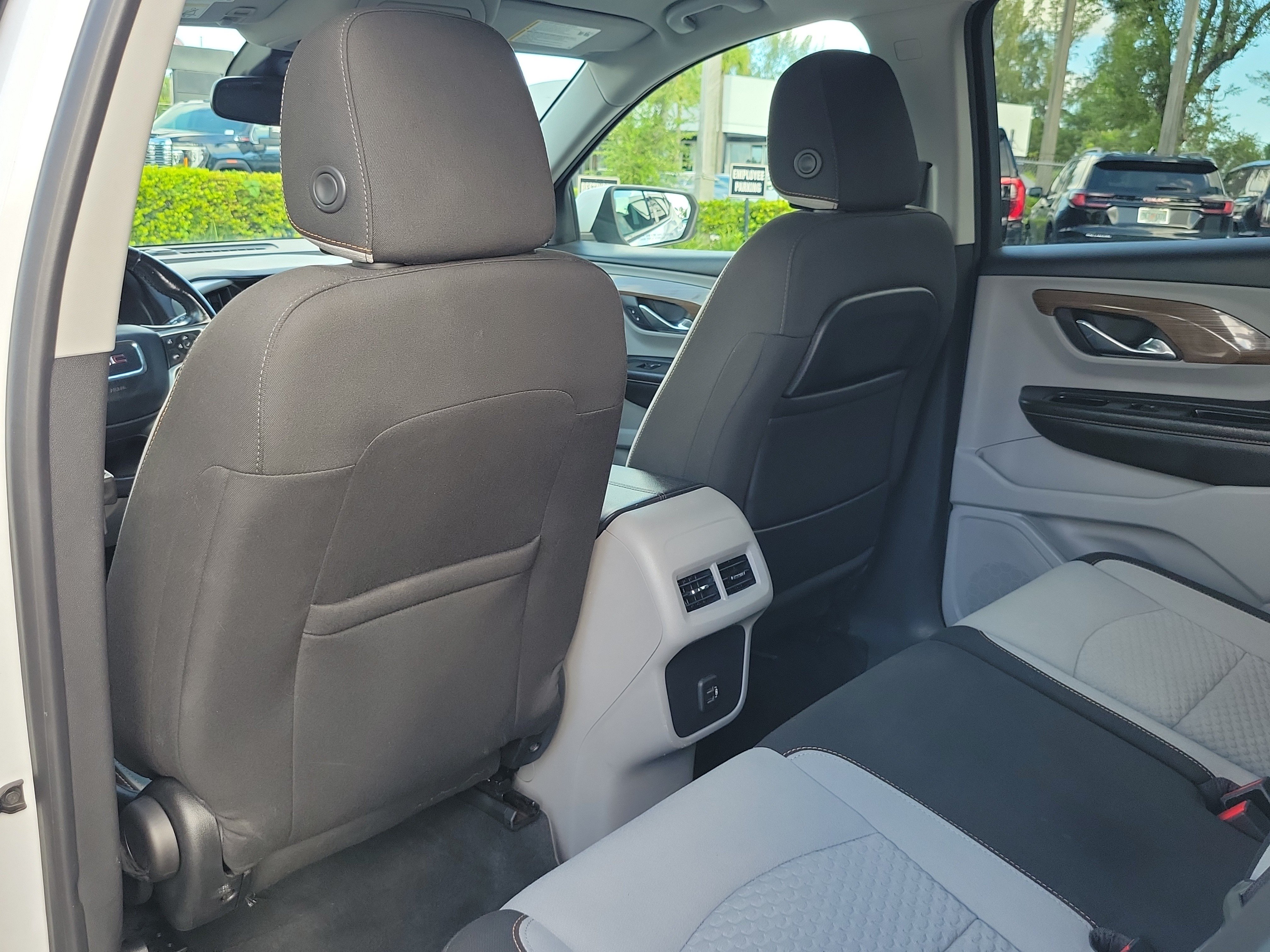 Used 2020 GMC Terrain SLE FWD image 14
