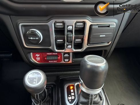 Certified 2023 Jeep Gladiator Rubicon w/ Cold Weather Group AWD/4WD image 80