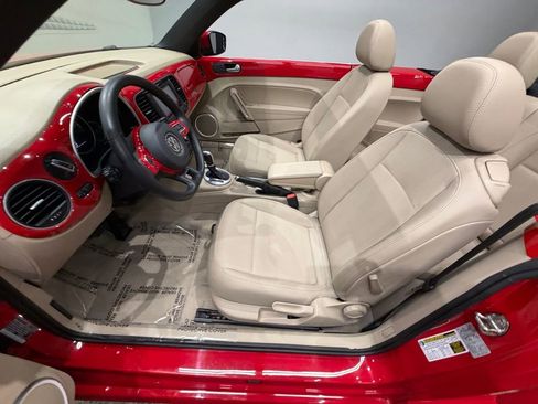 Used 2015 Volkswagen Beetle 1.8T FWD image 27