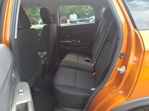 Used 2020 Mitsubishi Outlander Sport SE FWD image 29