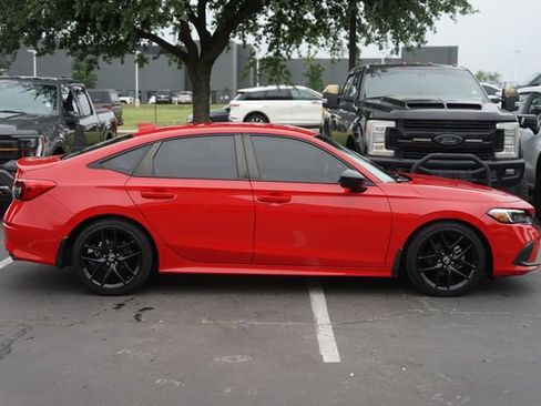 Used 2023 Honda Civic Sport image 5