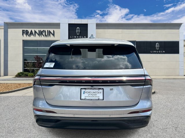 New 2026 Lincoln Nautilus Premier w/ Jet Appearance Package AWD/4WD image 6