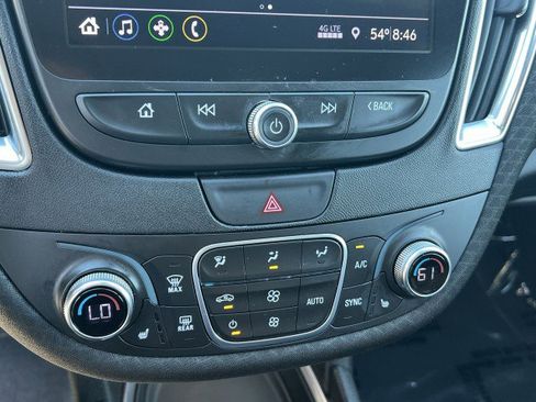 Used 2019 Chevrolet Malibu LT w/ Driver Confidence Package II image 17