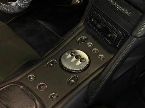 Used 2006 Lamborghini Murcielago Roadster AWD/4WD image 24