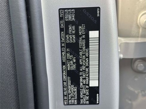 Certified 2024 Volvo XC90 B5 Core w/ Protection Package Premier image 16