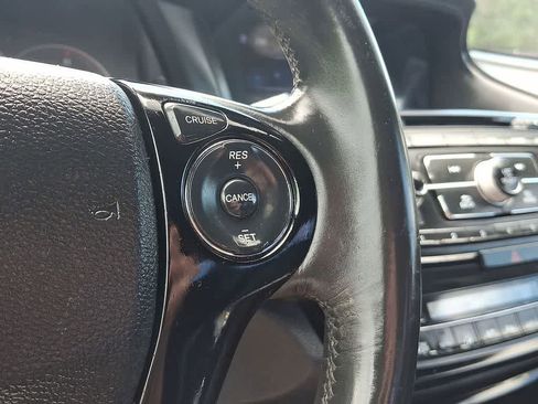 Used 2017 Honda Accord Sport image 18
