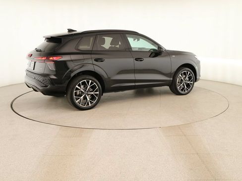 New 2026 Audi Q3 quattro 2.0T AWD/4WD image 7