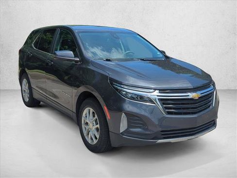 Used 2023 Chevrolet Equinox LT FWD image 3