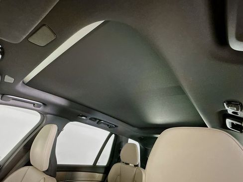 New 2026 Volvo XC90 B6 Plus w/ Protection Package Premier AWD/4WD image 22