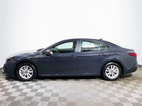 Certified 2025 Toyota Camry LE image 5