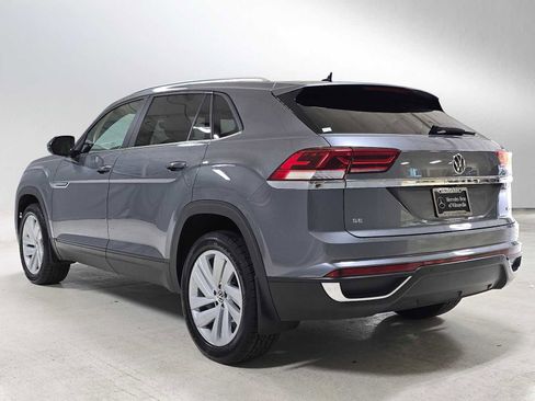 Used 2023 Volkswagen Atlas Cross Sport SE image 5
