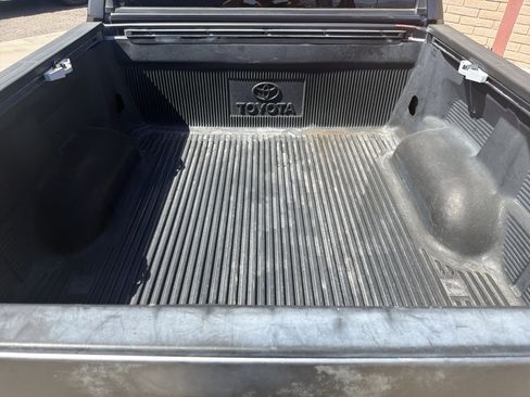 Used 2011 Toyota Tundra Limited w/ Memory Pkg RWD image 9