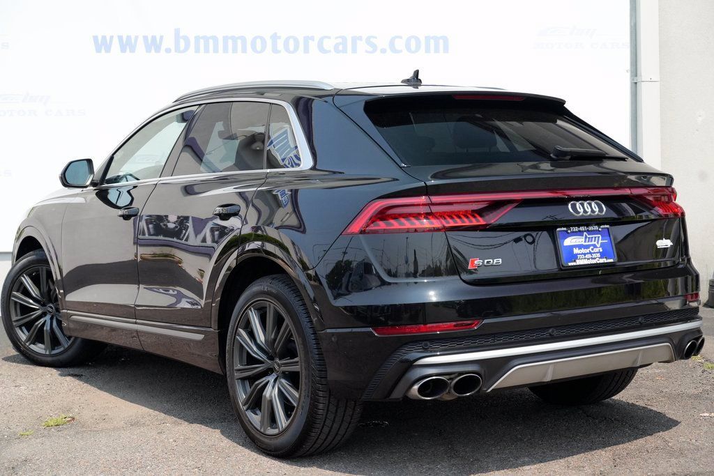 Used 2022 Audi SQ8 Prestige w/ Prestige Package AWD/4WD image 4