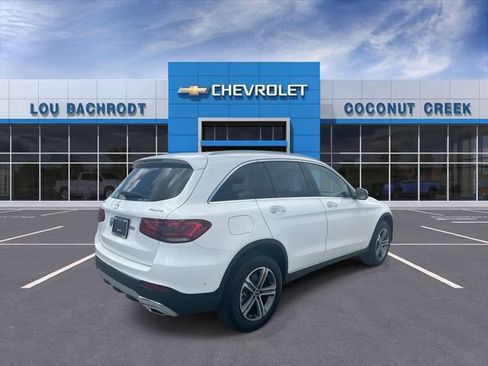 Used 2022 Mercedes-Benz GLC 300 4MATIC w/ Multimedia Package Lite image 8