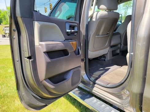 Used 2015 GMC Sierra 2500 SLE w/ SLE Preferred Package AWD/4WD image 21