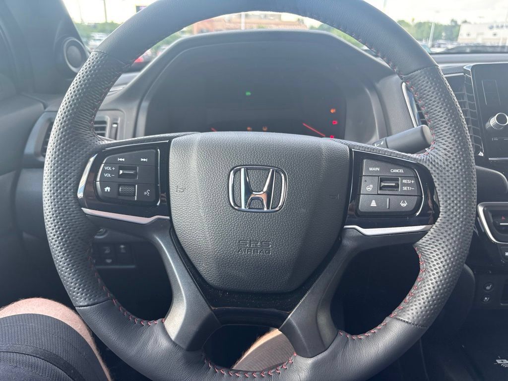 Certified 2026 Honda Ridgeline Black Edition image 16