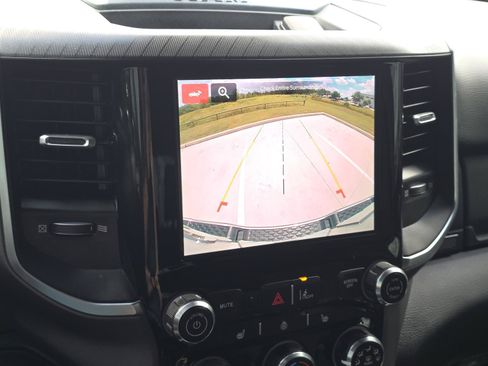 Used 2025 RAM 1500 Big Horn AWD/4WD image 26