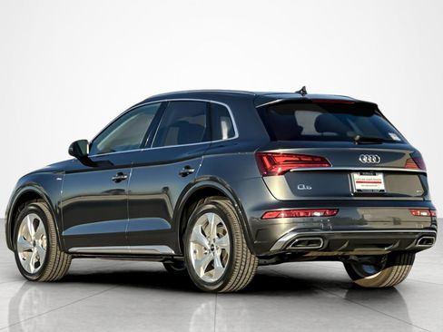Used 2023 Audi Q5 2.0T Premium Plus w/ Premium Plus Package image 3