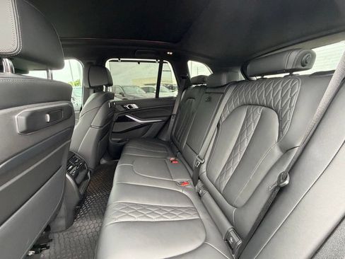 Certified 2024 BMW X5 xDrive40i w/ Executive Package AWD/4WD image 8