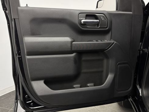 Used 2022 Chevrolet Silverado 1500 Custom image 10