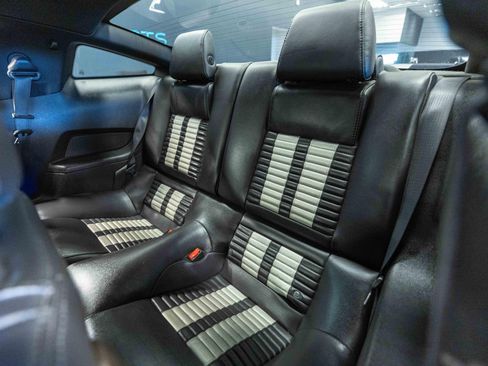 Used 2012 Ford Mustang Shelby GT500 RWD image 11