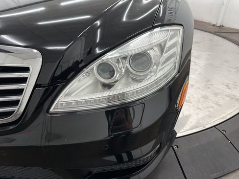 Used 2011 Mercedes-Benz S 63 AMG image 28
