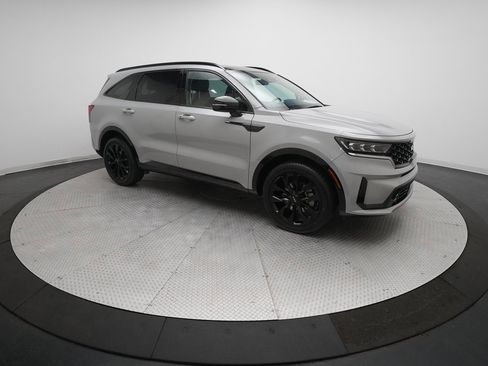 Certified 2023 Kia Sorento SX image 13
