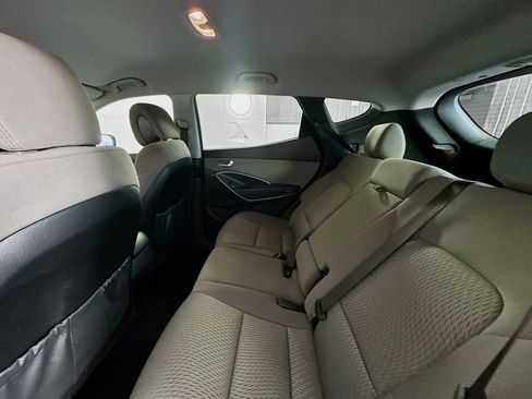 Used 2017 Hyundai Santa Fe Sport FWD image 23