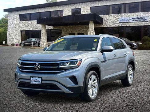 Used 2021 Volkswagen Atlas Cross Sport SEL AWD/4WD image 2