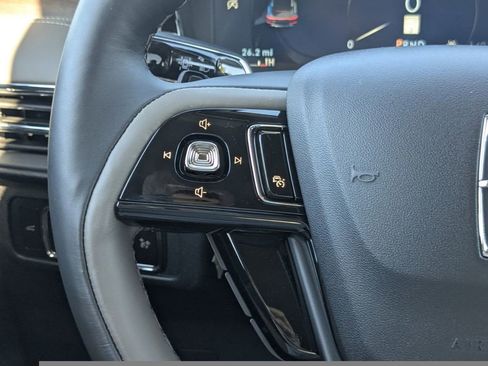 New 2026 Lincoln Corsair Reserve FWD image 27