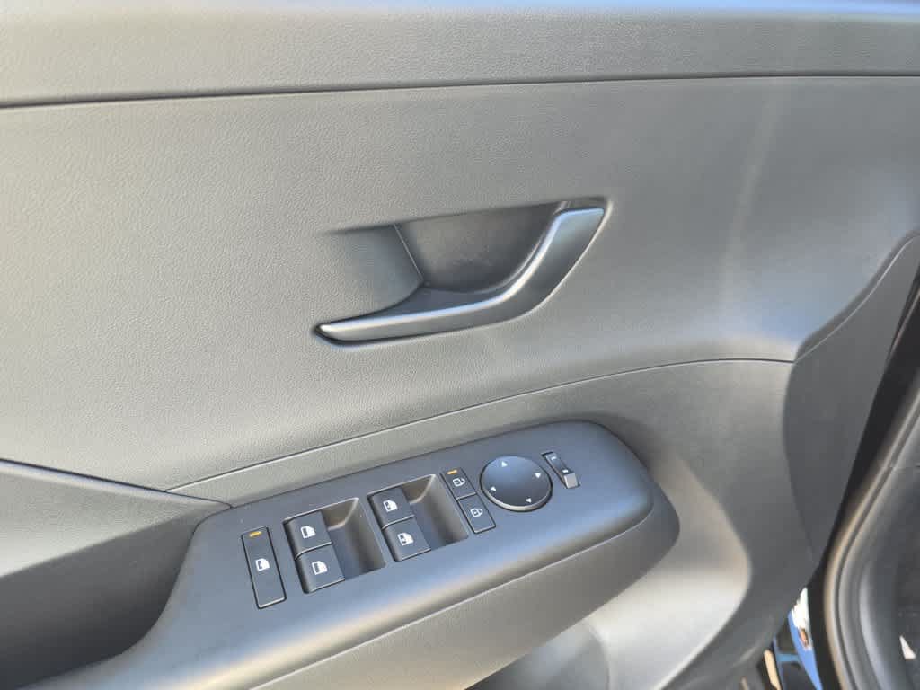 New 2027 Hyundai Kona SEL Sport FWD image 17