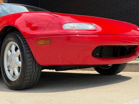 Used 1990 MAZDA MX-5 Miata RWD image 18