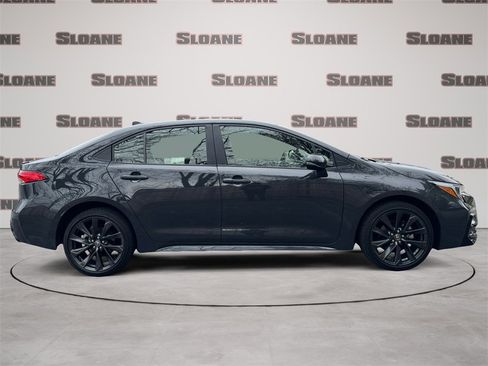 Used 2024 Toyota Corolla SE image 6