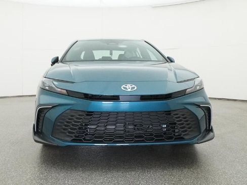 New 2026 Toyota Camry SE image 31