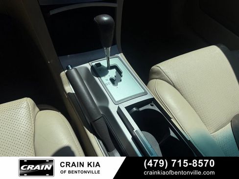 Used 2005 Toyota Solara SLE FWD image 17