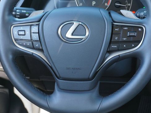 Certified 2025 Lexus ES 350 w/ Premium Package image 30