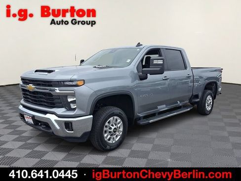 Certified 2025 Chevrolet Silverado 2500 LT w/ Convenience Package AWD/4WD image 3