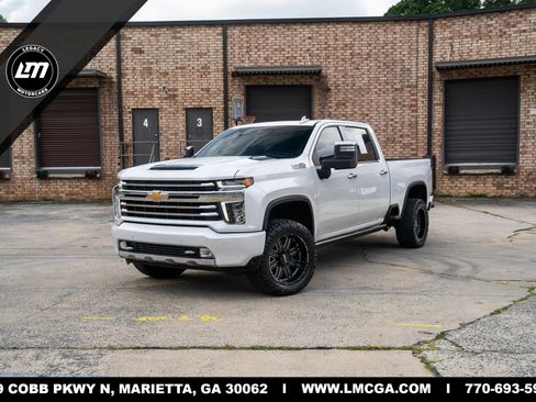 Used 2022 Chevrolet Silverado 2500 High Country w/ Z71 Off-Road Package AWD/4WD image 1