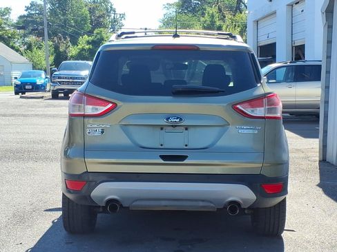 Used 2013 Ford Escape Titanium w/ Parking Technology Pkg FWD image 4